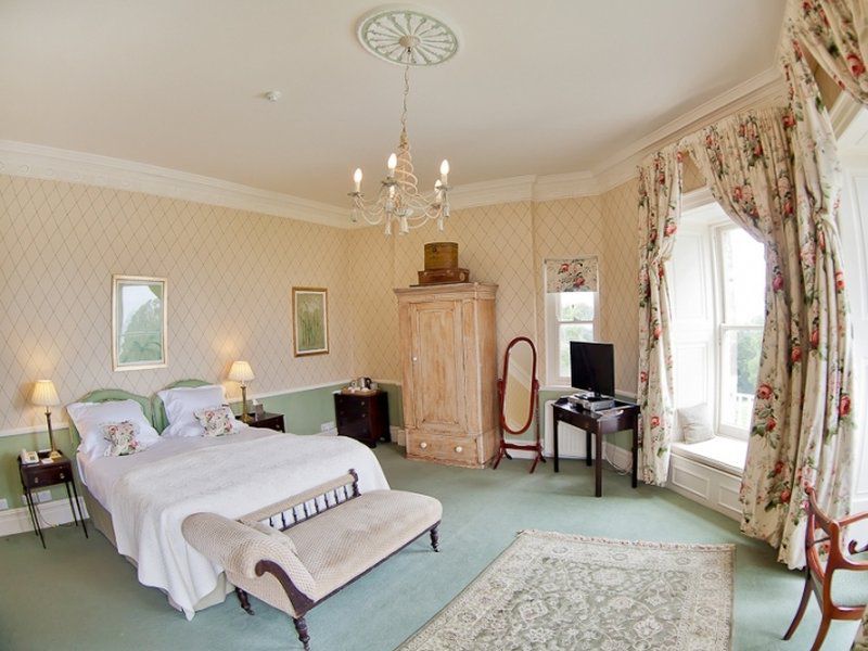 Priory Bay Hotel Сивью Экстерьер фото
