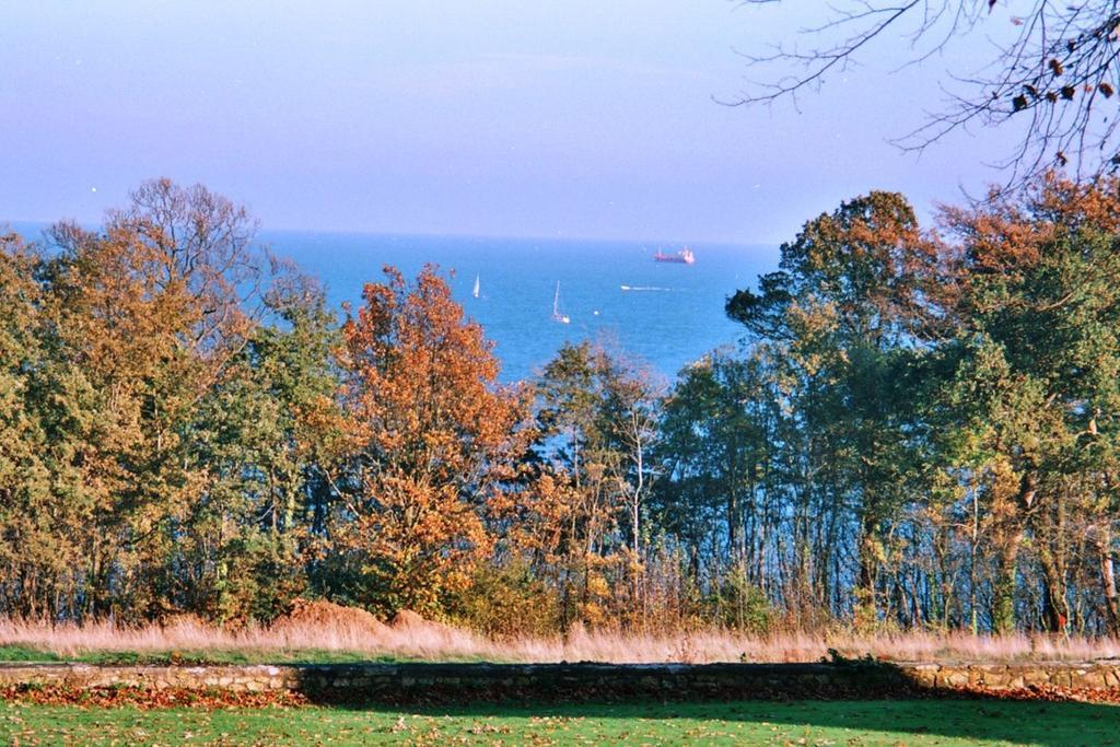 Priory Bay Hotel Сивью Экстерьер фото