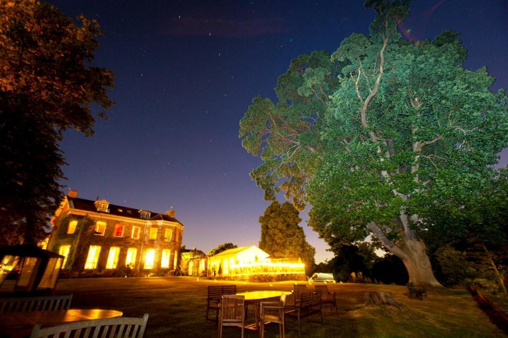 Priory Bay Hotel Сивью Экстерьер фото